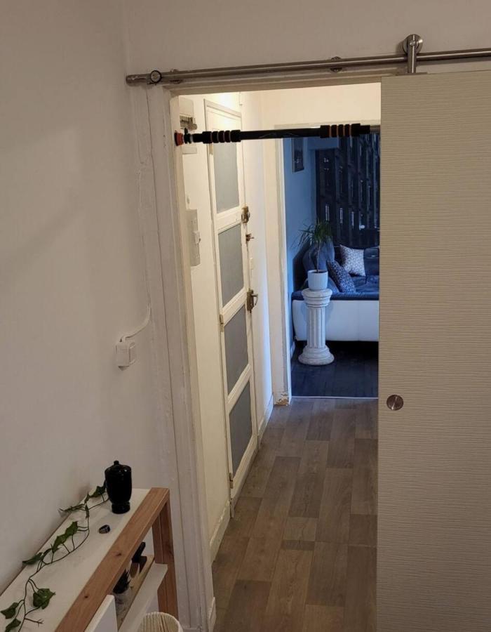 T2 Cosy Autonome H24 Parking Prive Attenant Tv 165Cm Netflix Wi-Fi Au Rez-De-Chaussee Alencon Exterior photo
